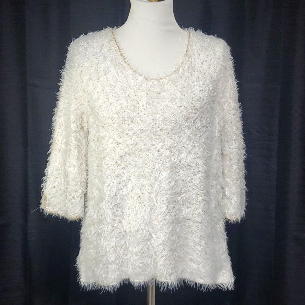 Chicos fuzzy 3/4 sleeve sweater
